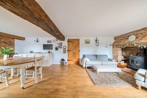 Dining room - click for photo gallery